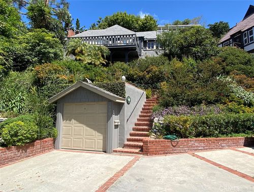 670 Virginia Park Dr, Laguna Beach, CA, 92651-1950 | Card Image