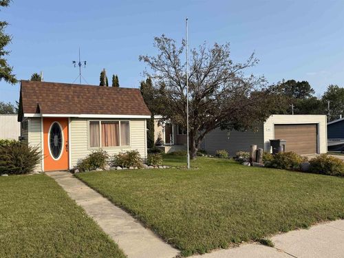 S 402 Menominee Street, Stephenson, MI, 49887 | Card Image