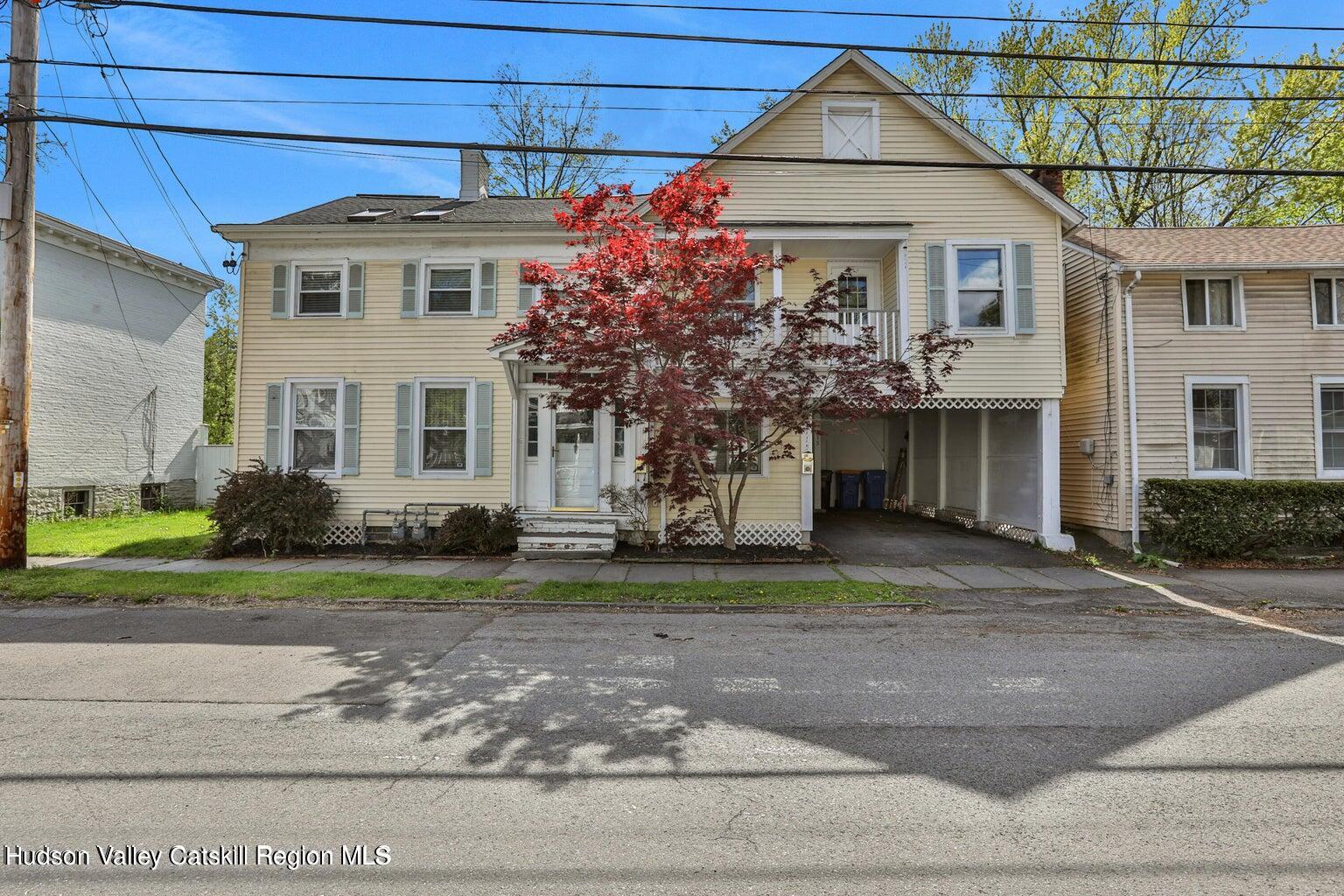 Wall St, Kingston, NY 12401
