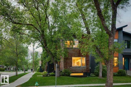 10958 80 Ave Nw, Edmonton, AB, T6G0R1 | Card Image