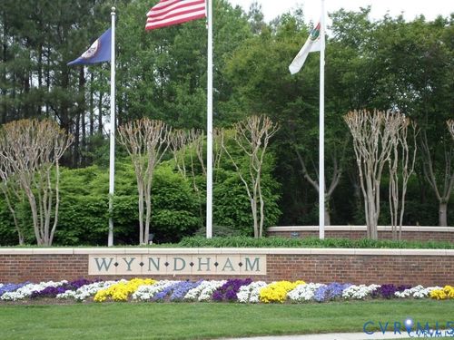 5916 Park Forest Ln, Glen Allen, VA, 23059-5473 | Card Image