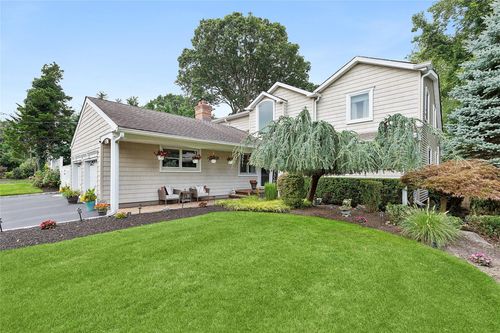 378 Ridgefield Rd, Hauppauge, NY, 11788-2316 | Card Image