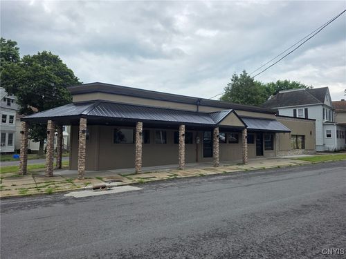709 Albany St, Utica, NY, 13501-1852 | Card Image