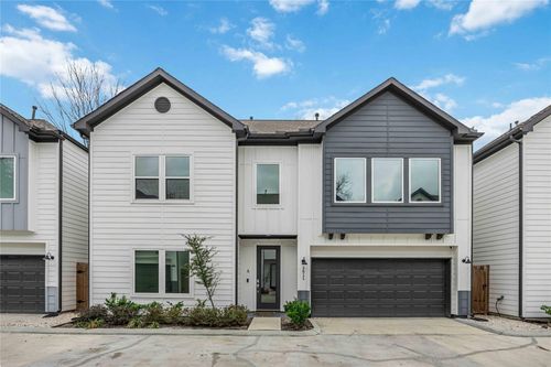 2611 Huntington Creek Ln, Houston, TX, 77093-1246 | Card Image