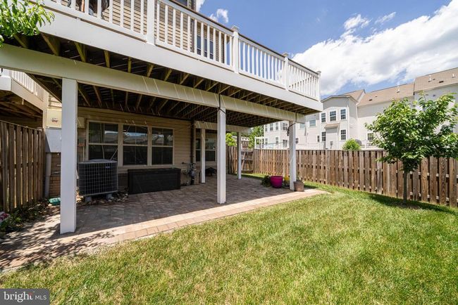 23314 Tradewind Dr, Townhouse with 3 bedrooms, 4 bathrooms and null parking in BRAMBLETON VA | Image 9
