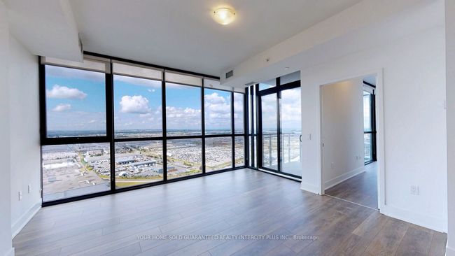 3308 - 2916 Highway 7 Avenue, Condo with 2 bedrooms, 2 bathrooms and 1 parking in Vaughan ON | Image 4