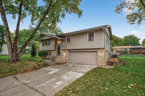 14728 Dory Ct, Apple Valley, MN, 55124-7750 | Card Image