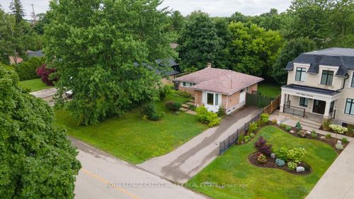 535 Taplow Cres, Oakville, ON, L6L4V9 | Card Image