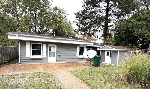 1813 Page Ave, Belleville, IL, 62221-4969 | Card Image