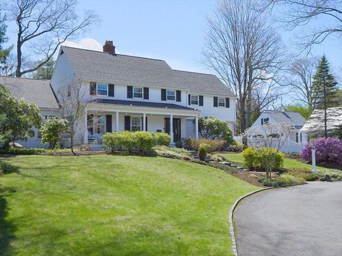 117 Forest St, Wellesley, MA, 02481-6827 | Card Image