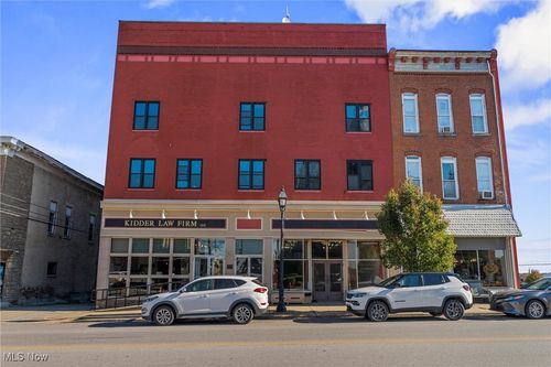 131-127 W Market St, Cadiz, OH, 43907-1106 | Card Image