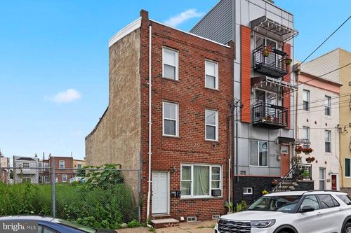 2623 E Huntingdon St, Philadelphia, PA, 19125-3705 | Card Image
