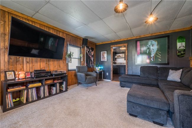 337 Whitestown Rd, House other with 3 bedrooms, 1 bathrooms and 6 parking in Butler PA | Image 8