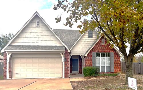 12011 S Cedar Ave, Jenks, OK, 74037-3344 | Card Image
