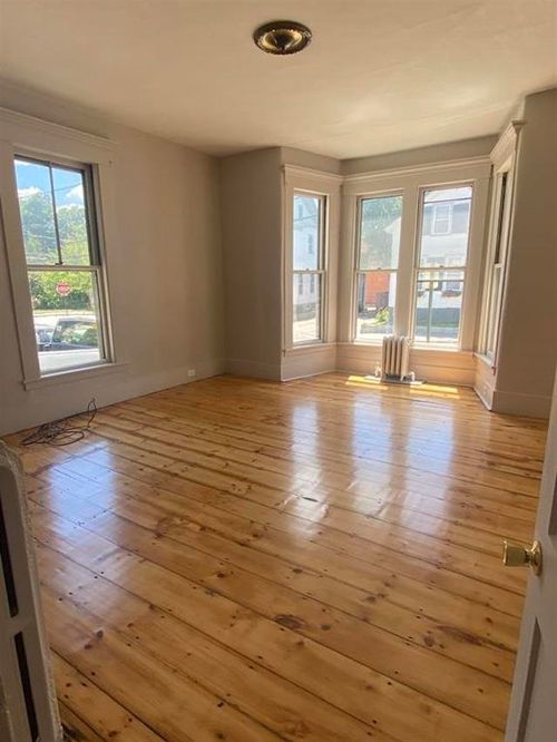 apt-1-76 Warren St, Concord, NH, 03301-3949 | Card Image