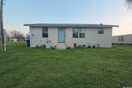 640 Avenue J, Poteet, TX, 78065-5438 | Card Image