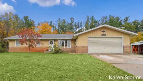 11645 Water St, Shelbyville, MI, 49344-9643 | Card Image