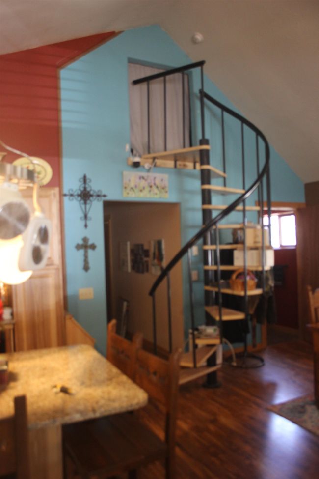 298 Highway 127, House other with 2 bedrooms, 3 bathrooms and null parking in Eagle Nest NM | Image 20