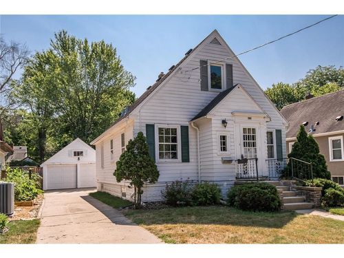 930 6th Ave Se, Rochester, MN, 55904-5038 | Card Image