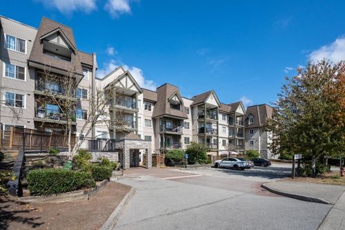 211-12083 92a Ave, Surrey, BC, V3V8C8 | Card Image