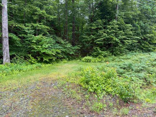 540-X9-A Rte. 114, Henniker, NH, 03242 | Card Image