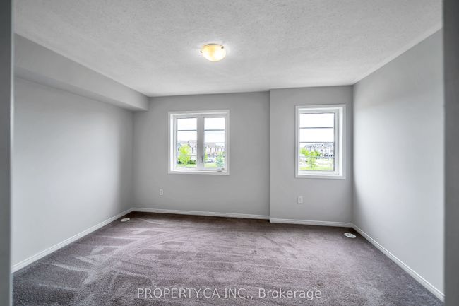 2564 Rosedrop Path, Condo with 4 bedrooms, 3 bathrooms and 1 parking in Oshawa ON | Image 18