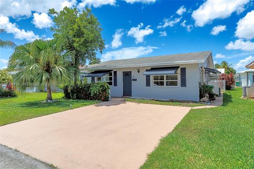 8521 Nw 57th Ct, Tamarac, FL, 33321-4403 | Card Image