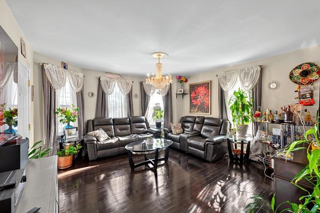 APT-2 - 166 Beattie St, Condo with 4 bedrooms, 2 bathrooms and 2 parking in Fall River MA | Image 5