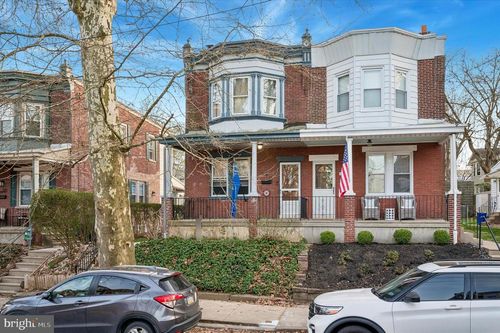 526 Arthur St, PHILADELPHIA, PA, 19111-2351 | Card Image