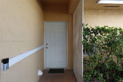0-11262 Sw 74th St, Miami, FL, 33173-2660 | Card Image