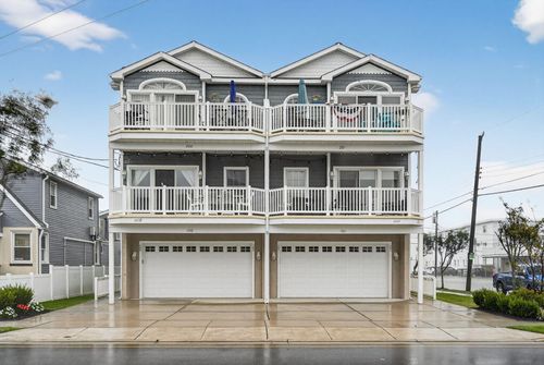 200-1109 Ocean Ave, WILDWOOD, NJ, 08260-5654 | Card Image