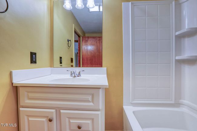 2114 Main St, House other with 3 bedrooms, 1 bathrooms and null parking in Surgoinsville TN | Image 51
