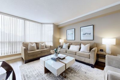 215 - 309 Major Mackenzie Dr E, Condo with 2 bedrooms, 2 bathrooms and 1 parking in Richmond Hill ON | Image 2