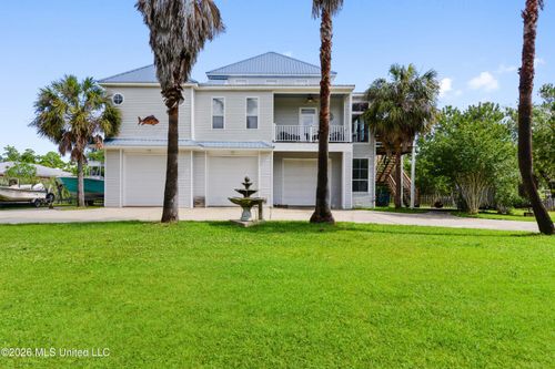 4020 Nineteenth St, Bay Saint Louis, MS, 39520-7751 | Card Image