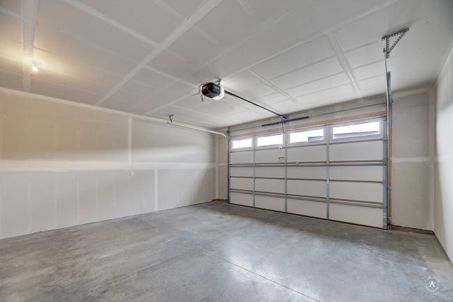 2-Car Attached Garage | Image 31