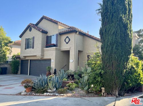24517 Thistle Ct, Newhall, CA, 91321-3557 | Card Image