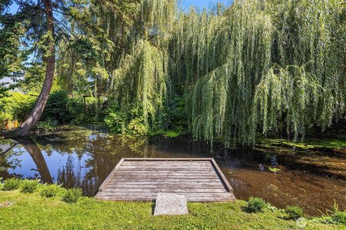 2808 Kennewick Pl Ne, Renton, WA, 98056-2278 | Card Image