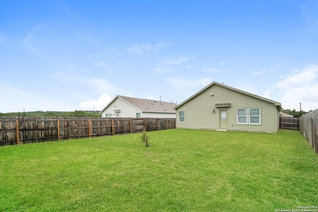 5738 Companion Loop, House other with 3 bedrooms, 2 bathrooms and null parking in Bulverde TX | Image 14