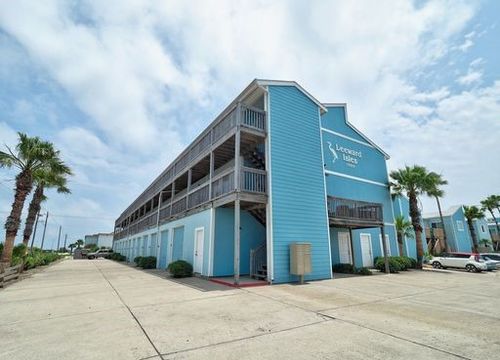 apt-5302-15002 Leeward Dr, Corpus Christi, TX, 78418-8055 | Card Image