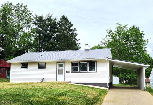 136 Hutchinson Drive, St. Clairsville, OH, 43950 | Card Image