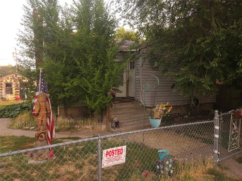 106 7th Ave W, Polson, MT, 59860-2905 | Card Image
