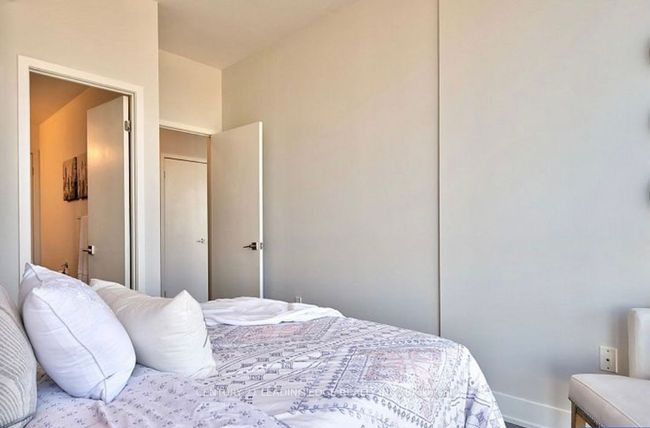1207 - 2908 Highway 7, Condo with 2 bedrooms, 2 bathrooms and null parking in Vaughan ON | Image 10