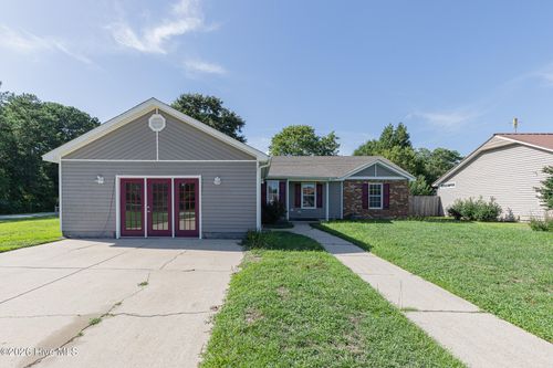 2601 Idlebrook Cir, Midway Park, NC, 28544-1652 | Card Image