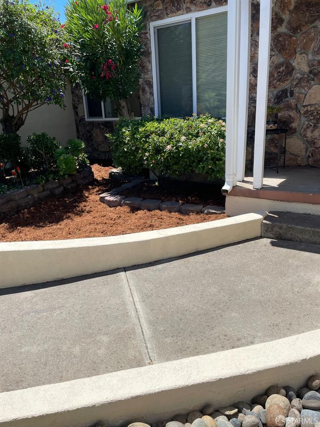 21723 Ada St, House other with 3 bedrooms, 2 bathrooms and 2 parking in Castro Valley CA | Image 11