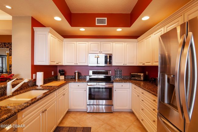 APT-902 - 265 Minorca Beach Way, Condo with 3 bedrooms, 2 bathrooms and null parking in New Smyrna Beach FL | Image 16