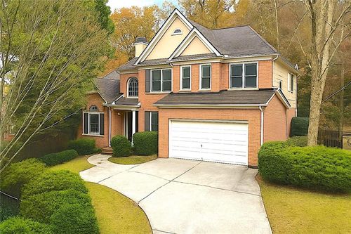 5071 Vinings Estates Ct Se, Smyrna, GA, 30126-5932 | Card Image