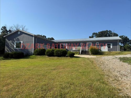313 Fairway Dr, Horseshoe Bend, AR, 72512-2703 | Card Image