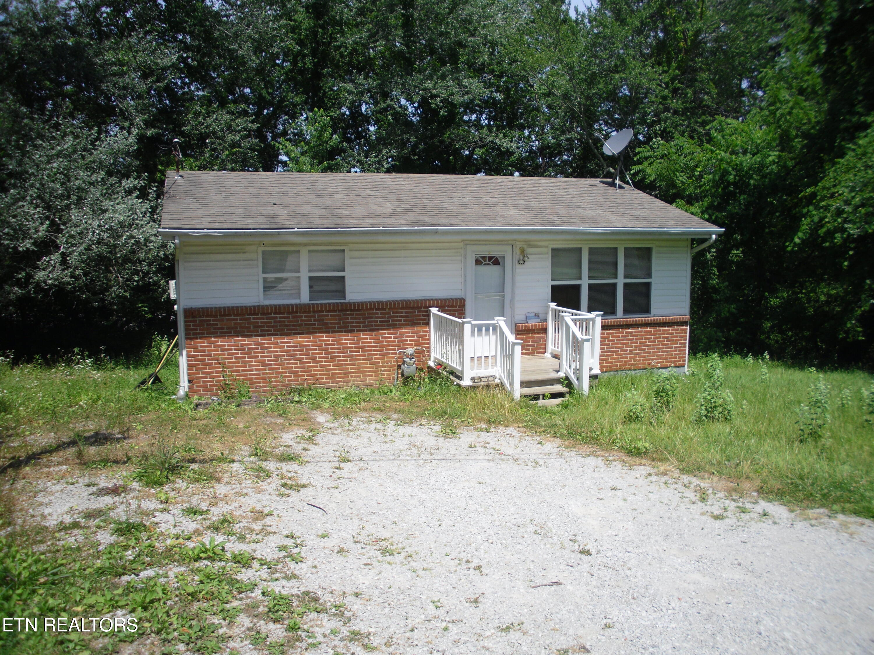 Fowler Rd, Jamestown, TN 38556