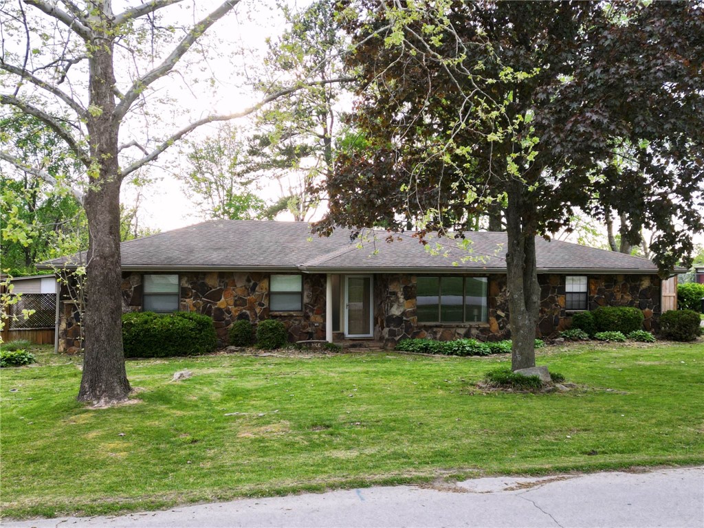 Rice St, Berryville, AR 72616 #1