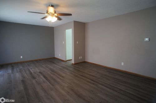 802 Fair Meadow Court, Webster City, IA, 50595 | Card Image